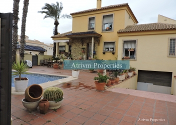 Villa detached - Long Term Rentals - Torrevieja - Torrevieja