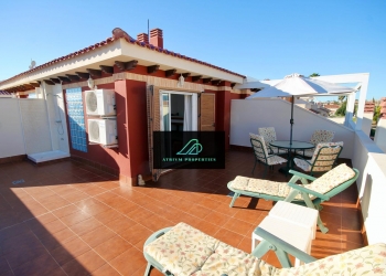 Chalet - Alquiler larga estancia - Playa Flamenca - Zeniamar