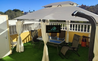 Chalet - Long Term Rentals - Orihuela Costa - Villamartin